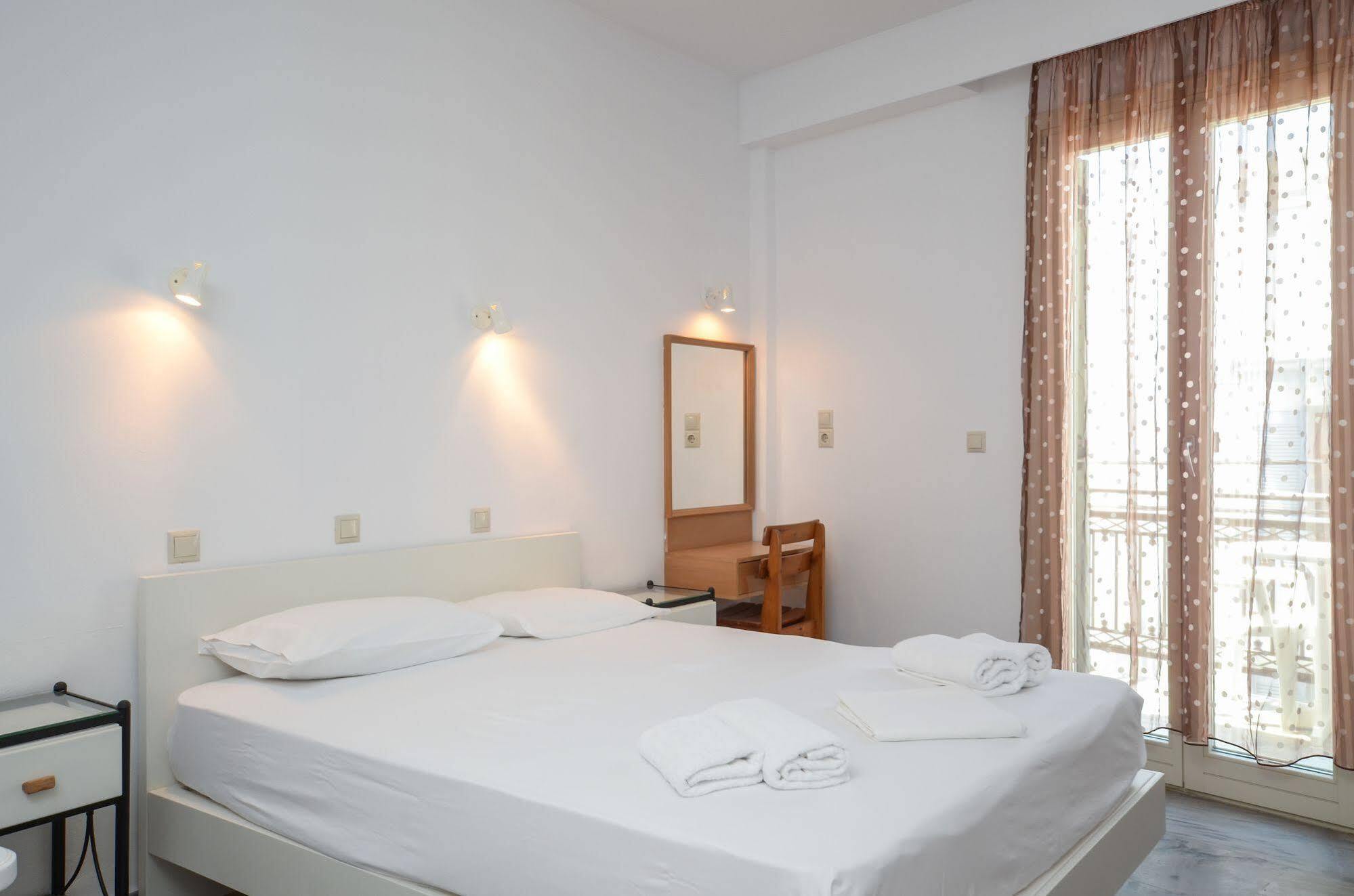 Soula Naxos 호텔 Naxos City 외부 사진